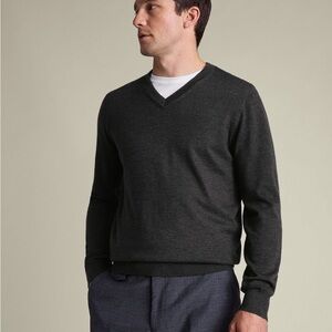 EUC Charles Tyrwhitt 100% Merion Wool Men's V-Neck Charcoal Sweater Size Medium